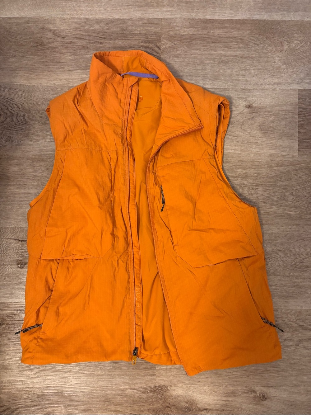 Lululemon lightweight vest